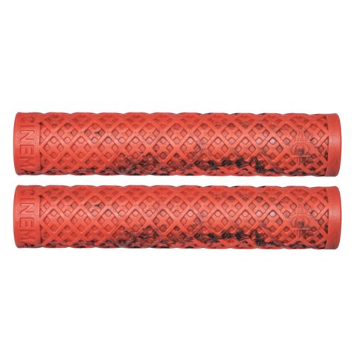 Cinema Interlace Grip - Black Red